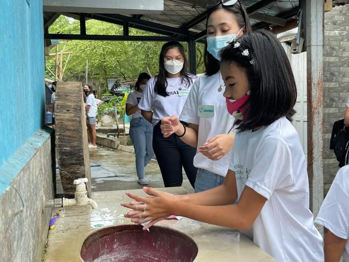 coreph1's tweet photo. ✨ Even with the ongoing pandemic and the challenges being faced by the city, our partners from the Local Youth Development Council (LYDC) of Bacolod City continue to support our #Kids4ClimateCampaign that aims to build more communities of environmentally- conscious children 🌻🤙 https://t.co/bqFy7ibvmc