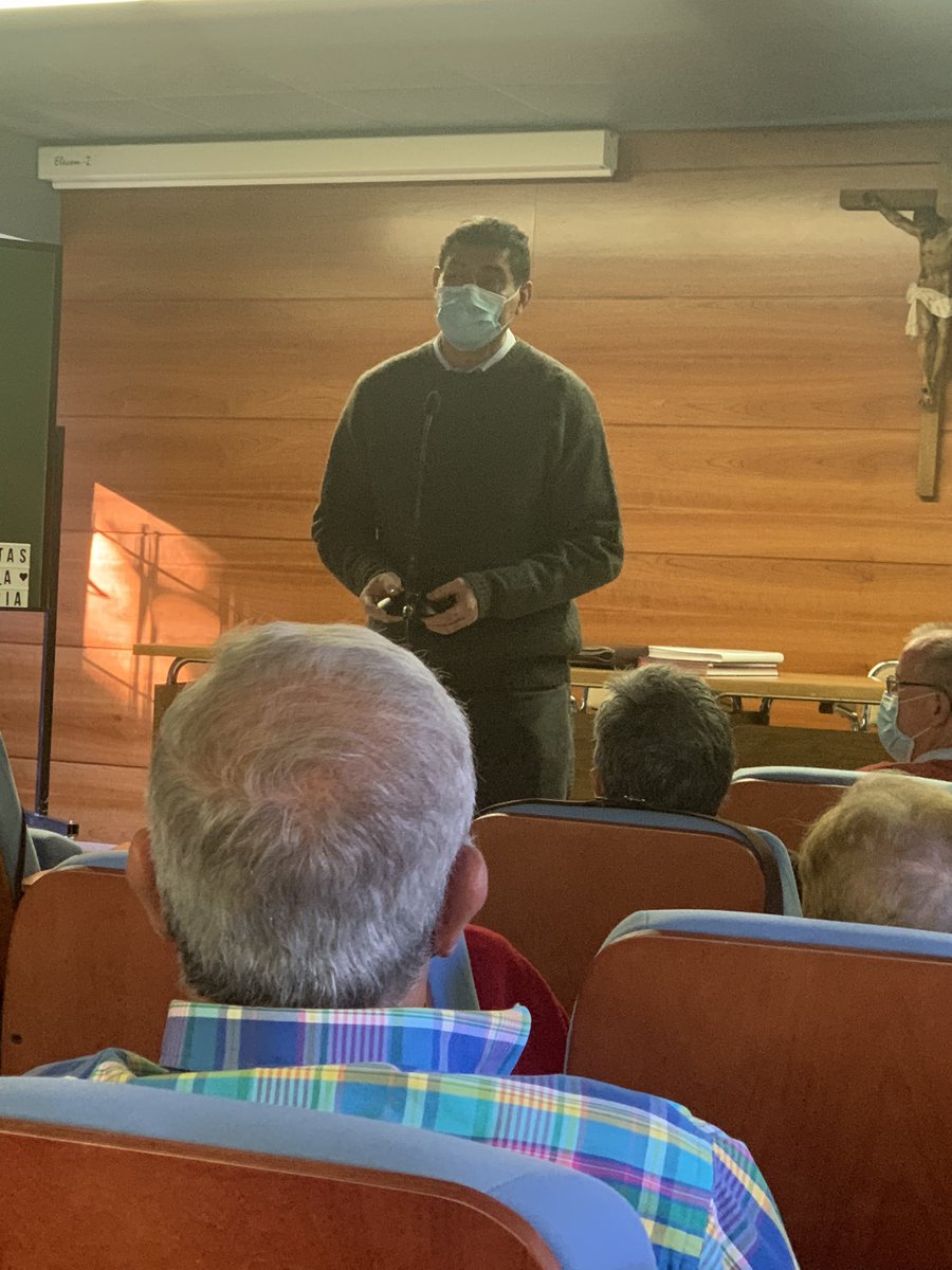 Tenemos la suerte de contar con la compañía del provincial de santo Nicolas de Tolentino f. Sergio Sanchez OAR. #unsolocorazonoar #profetasdelaalegria