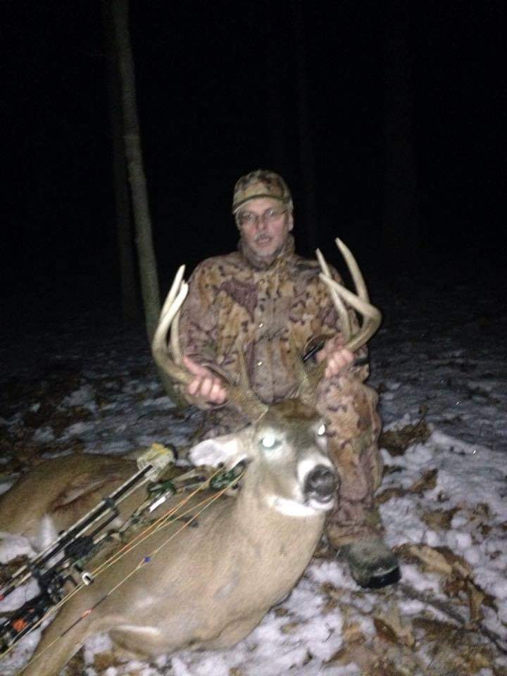 Dirtyboysfishi1's tweet photo. #deer season heating up here in southern #ohio like to take the time and thank the man that got me and the boys into the #outdoors. He is the best pawpal and father we could ask for. #deerhunting #whatgetsyououtdoors #huntingohio #outdoors https://t.co/czgp8QDbJY