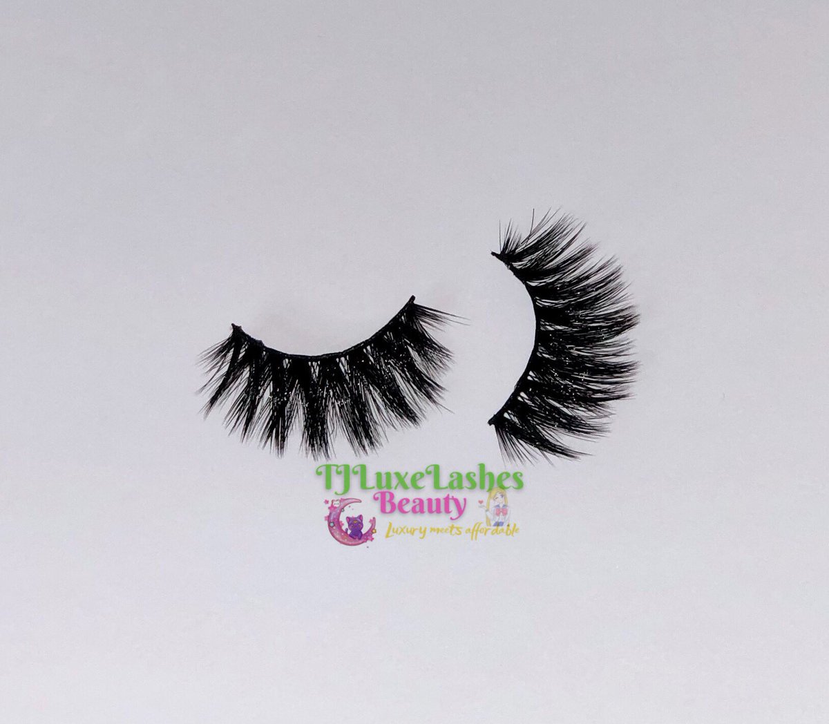 New products 🌸🌸🌸
 TJLuxeLashesBeauty.com

#smallbusinessowner #supportsmallbusiness #shopsmall #lashes #minklashes #falselashes #lashstrips #dramaticlashes #25mmlashes #3Dlashes #BlackOwnedBusiness #naturallashes #fluffylashes #lipgloss #lipglossbusiness