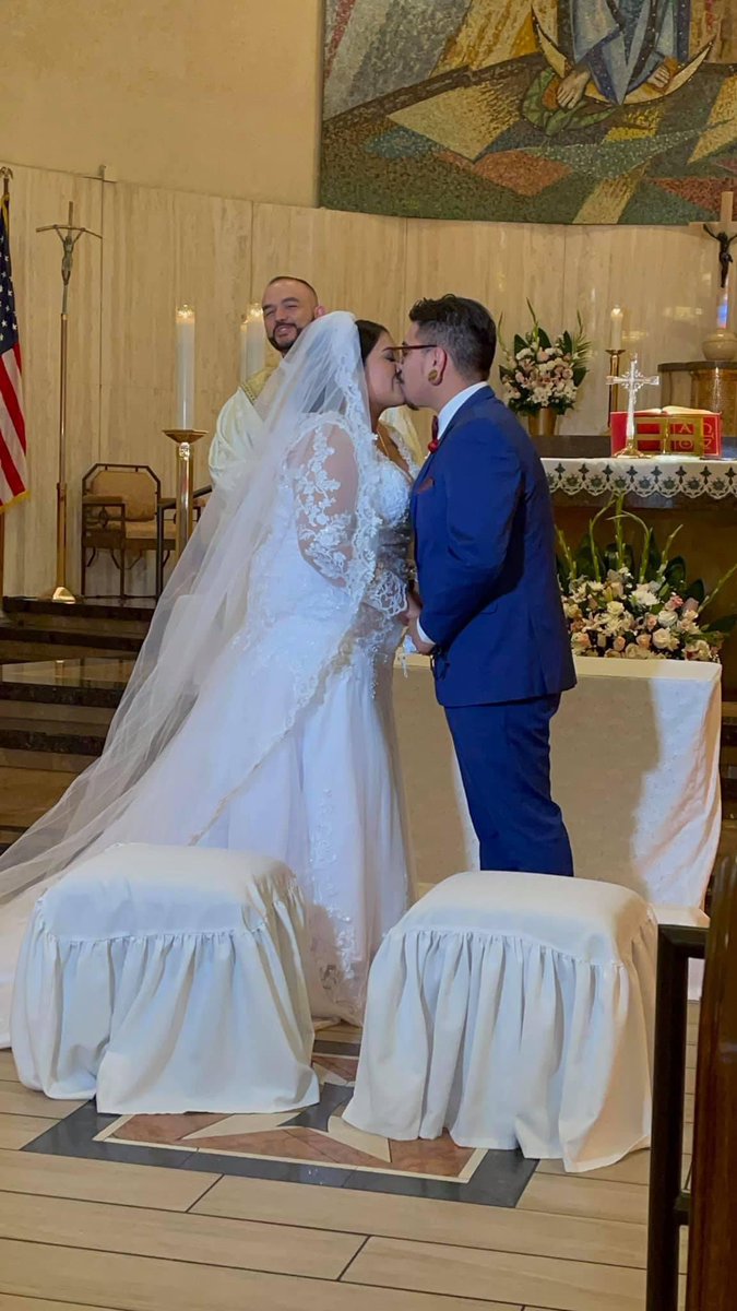 _KimbaLee's tweet photo. Officially Mrs. Leyva 💍🤍 https://t.co/bNTMoNyHmT