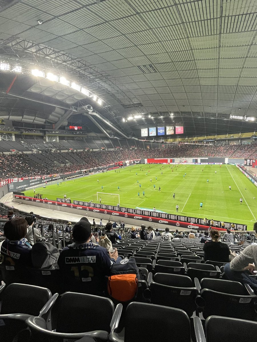 take_0324hcs's tweet photo. アウェイ席から北海道コンサドーレ札幌を応援します。
（チケット取れなかった😂） https://t.co/8cDYnGxvc5