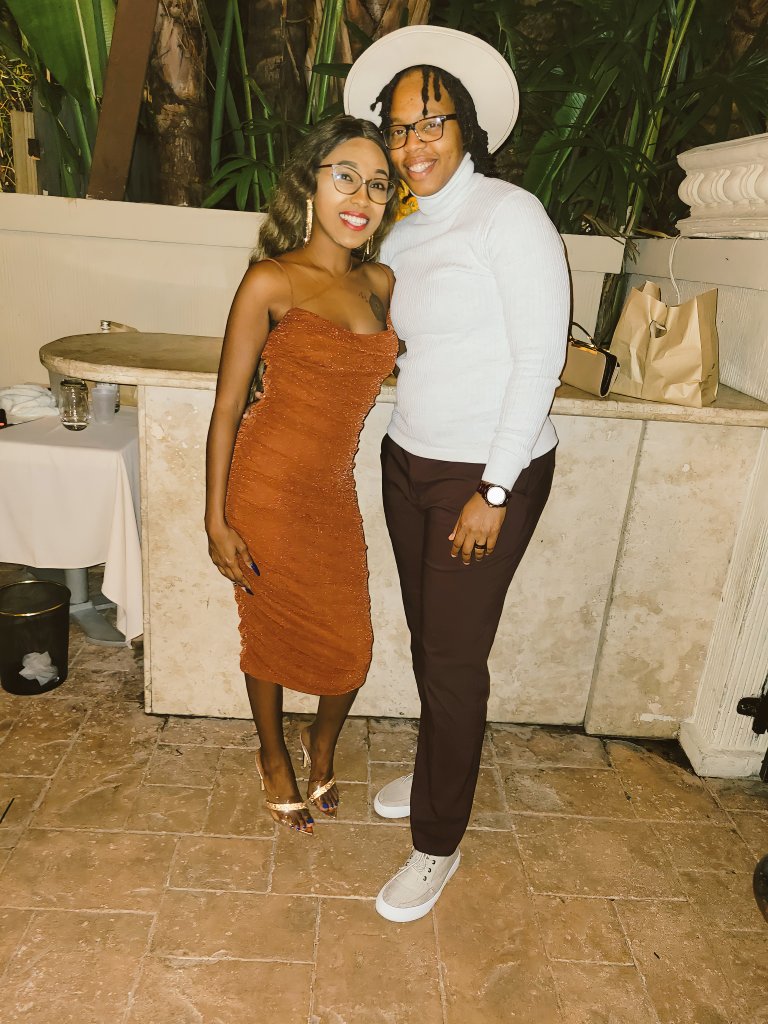 kevalishh's tweet photo. Date night was amazing❤

@lovechild121202 
#BartonG https://t.co/cOa0FF5JON