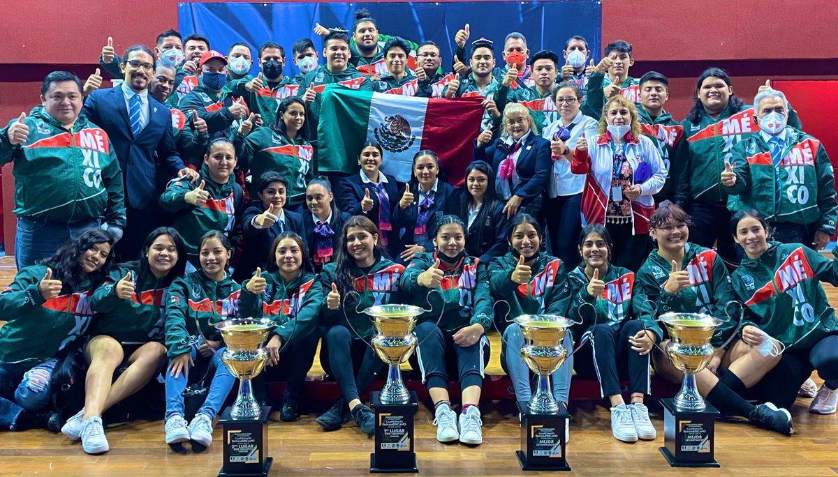 FMLPOFICIAL's tweet photo. #FMLPinforma🗣
La selección nacional juvenil obtuvo un total de 21 oros 🥇, 18 platas 🥈y 9 bronces 🥉y 4 trofeos 🏆🏆🏆🏆 de 1️⃣lugar femenil👧🏽y 2️⃣lugar varonil👦🏽 y mejores levantadores en ambas ramas🏋🏽♀️🏋🏾
¡Gracias @codejalisco @CONADE @COM_Mexico! https://t.co/s2hcW18UGq
