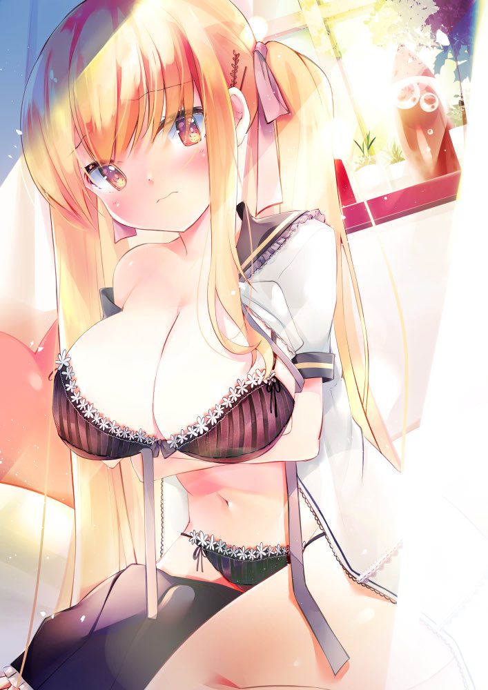 恥ずかしそうにする女の子は可愛い🥰 