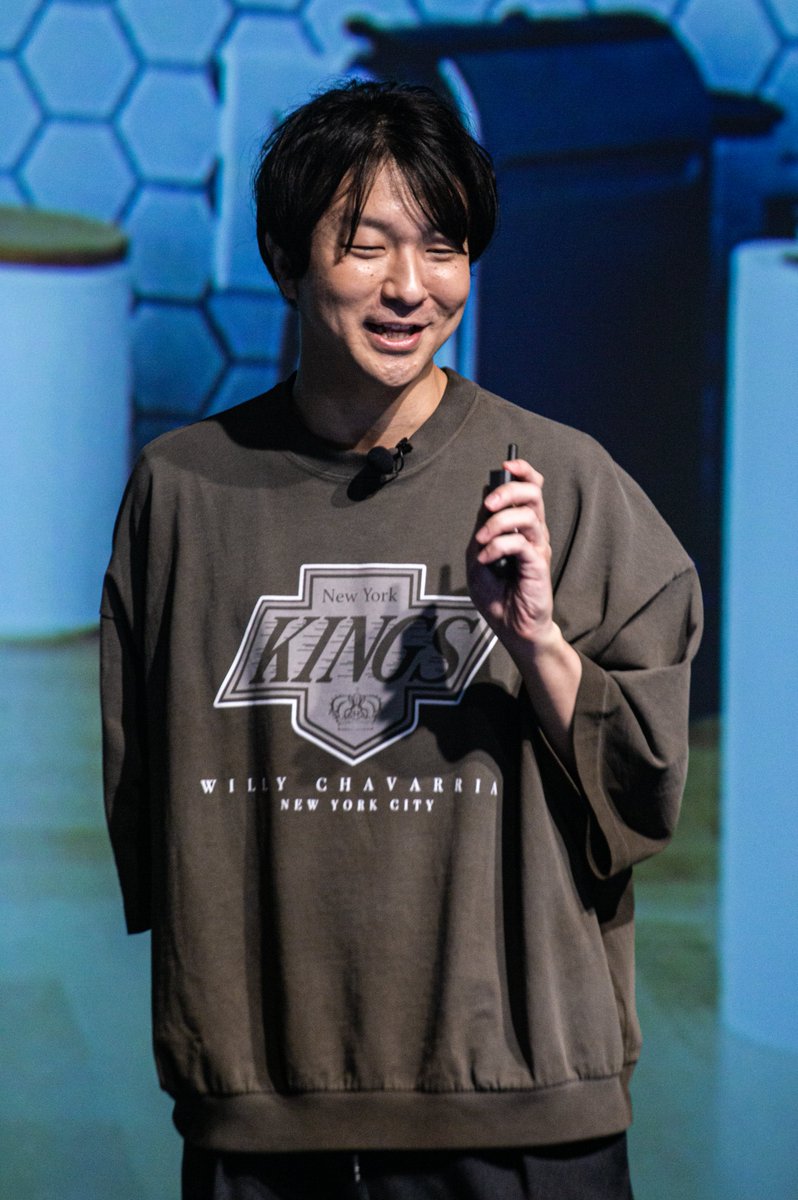 Designship_jp's tweet photo. 【DIAMOND Sponsor💎】Fjord Tokyo @Fjord_Tokyo 
柳 太漢氏より『150年の歴史を変えるデザインと金融体験』についてお話しいただきました。 #Designship2021 https://t.co/FHYq9KBKKZ