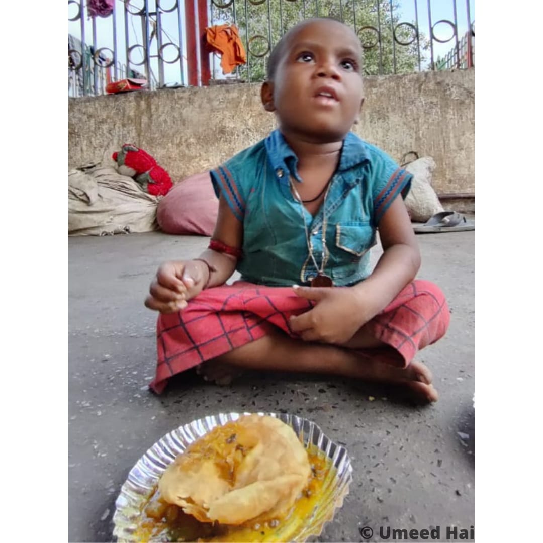 Umeed_Hai_FABL's tweet photo. Dese r some happy faces seen while d meal distribution in Jamshedpur.V as a team Umeed Hai will serve more 😊 wid ur support.
#teamumeedhai #feedhunger #happyfaces #feedindia #fooddrive #zomato #childrensofindia #freemeal #helpingothers https://t.co/NA9Bp72stW