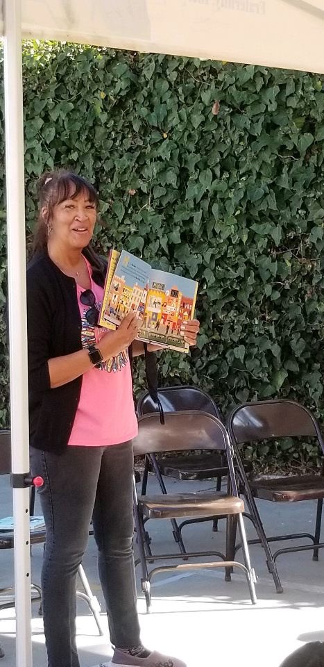 TabahaniBC's tweet photo. It takes a village! Collaborating with #SigmaGammaRho @BBF_LA @OfficialOPPF #ZetaRho reading to 4 classes 1st, 3rd & 3rd graders #TomBradleyMagnetSchool #ABCsOfBlackHistory @OhReallyRio #LaurenSemmer & #LittleLegends @VashtiHarrison #kwesijohnson #TabahaniCares https://t.co/mMwwQ7YKy1