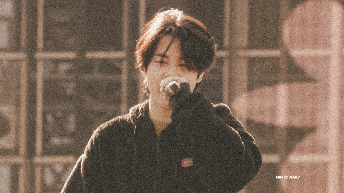 .・✿ face by jimin 🪞 tweet media