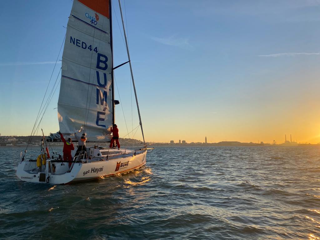 TransatCafeLOR's tweet photo. 🤩 À J-14, les premiers participants à la #TransatJacquesVabre arrivent au @lh_lehavre !

#RouteDuCafé | @RegionNormandie | @cmtMartinique https://t.co/UQnqVVJDA3