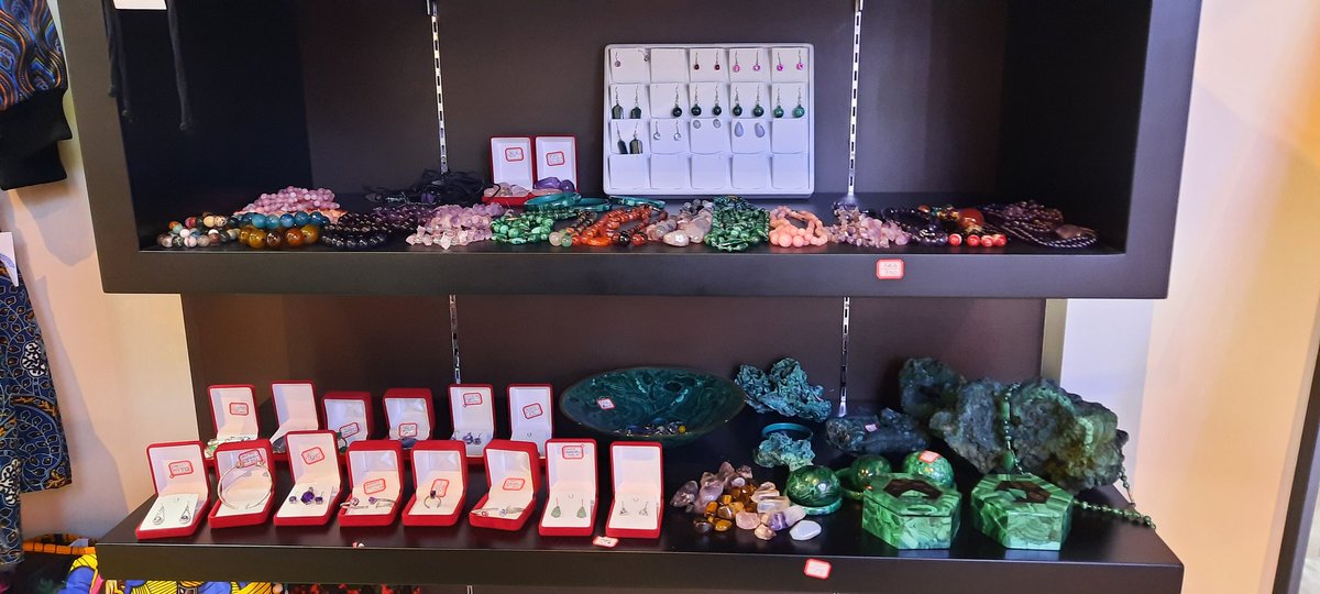 The smiling mother Malawi welcomes you at the DubaiExpo2020,  Visit us!!