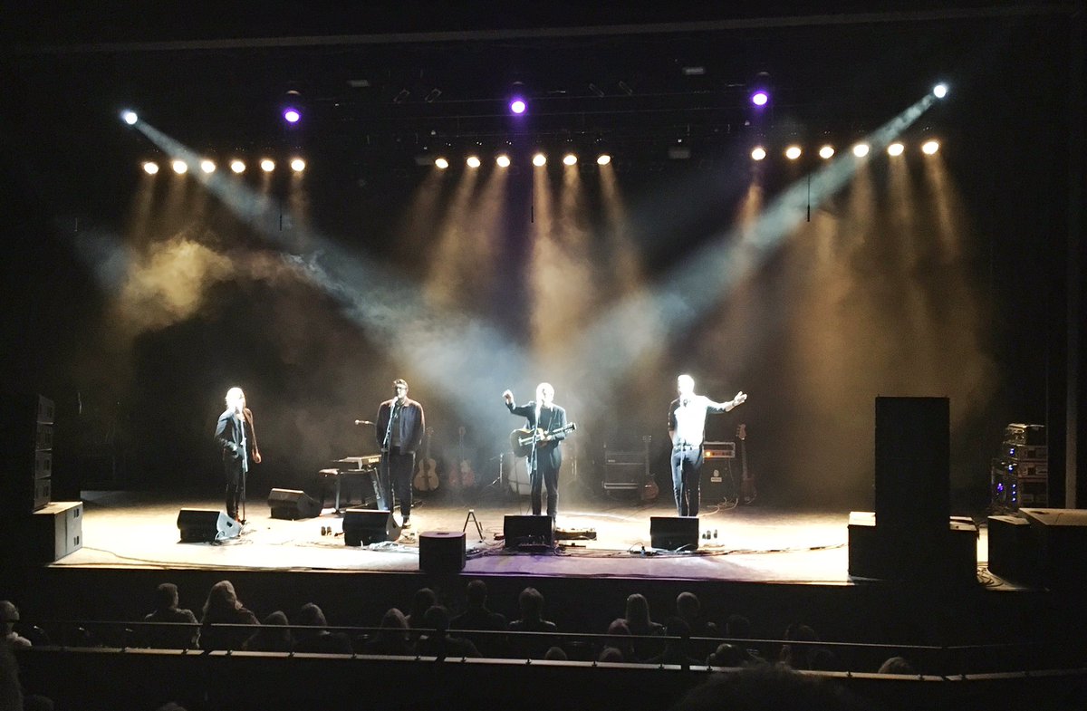 nj2905's tweet photo. Incredible @thefutureheads a capella/acoustic(ish) show down @rncmlive for @McrFolkFest last night. Like a heavenly choir of Mackem angels. https://t.co/JvtEHwo4zp