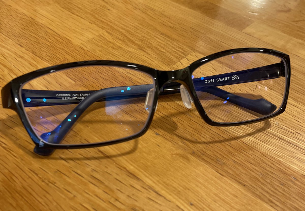 love_bowl_88's tweet photo. #Zoff #ZoffSMART #メガネ #NEW #ブルーライトカット 33% https://t.co/OOponlJ3jG