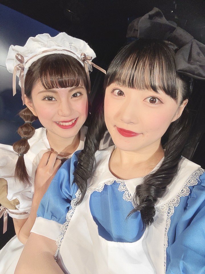 本日もありがとうございました🤍
衣装変えると皆さんの反応が面白くて…🤣
髪の毛の量が多いだけなのに「玉ねぎでかすぎない！？」ってさやかさんに散々言われました🧅♡
そして急遽MCもありがとうございました🙇‍♀️
またまたりささんおかえり〜〜♡
