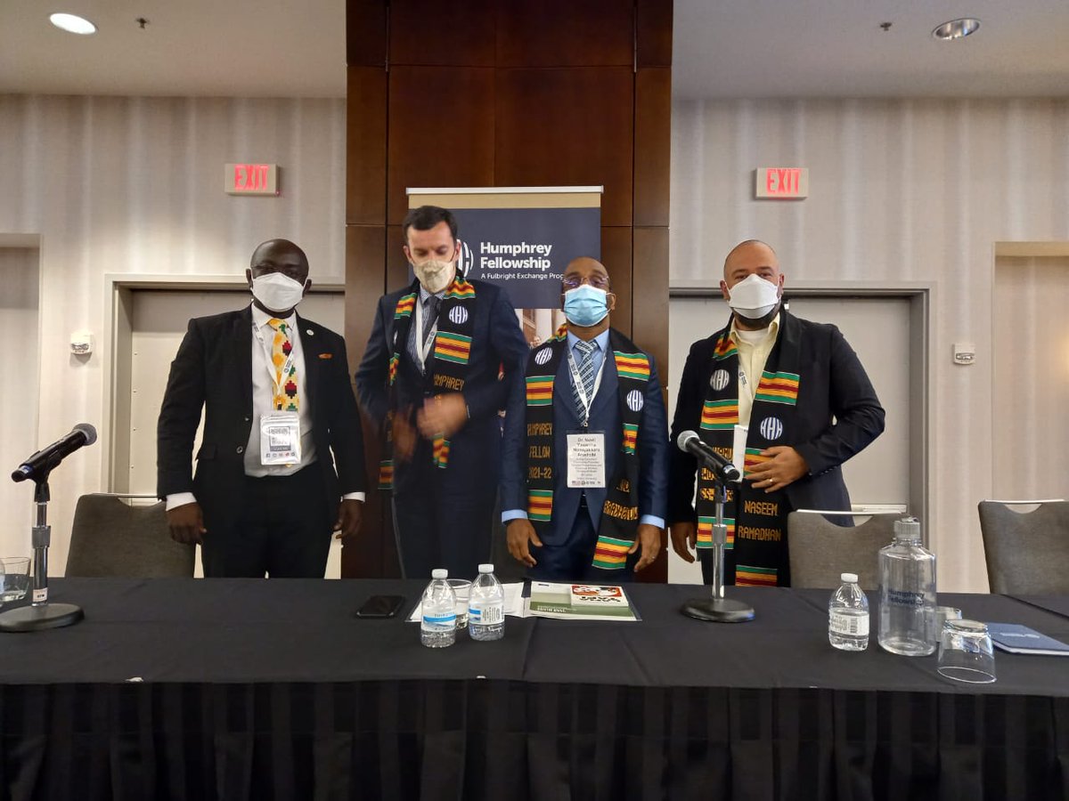 williefrempong's tweet photo. Had the chance to moderate a Public Health panel at #GLF2021
Discussants from Serbia, Sri Lanka, Georgia and Iraq shared views on Counterfeit Medicines, Disaster Management, Climate Change and Mental health
They loved the Ghanaian kente stoles I made for them. 🇬🇭
#KeepLeading https://t.co/IfBFdgy02v