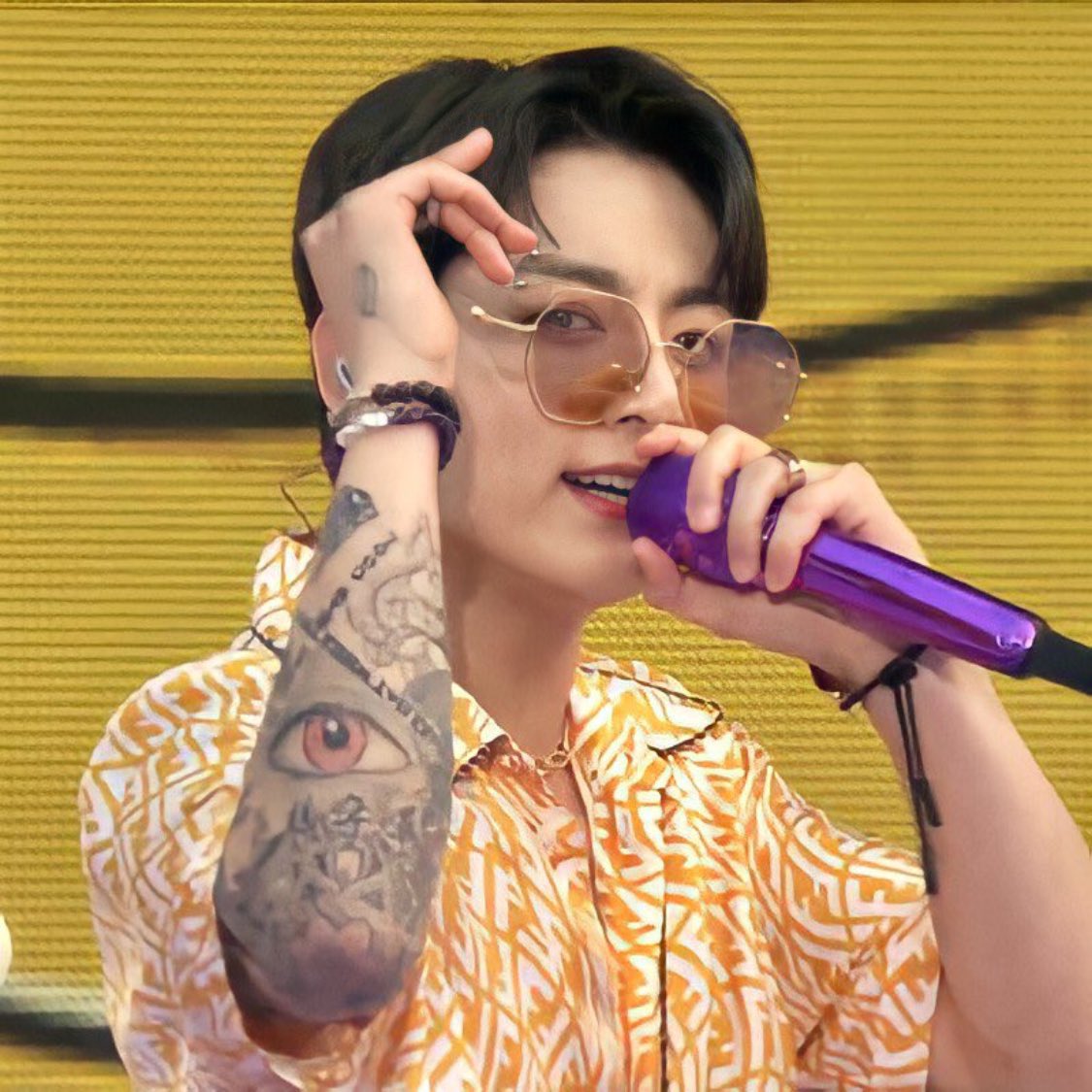 ⁷ʙᴛꜱ²⁰²⁵☁️⋆*。꒱ƒαςε꒰⭒ᴮᴱ⭑◡̈ ⑅ tweet media