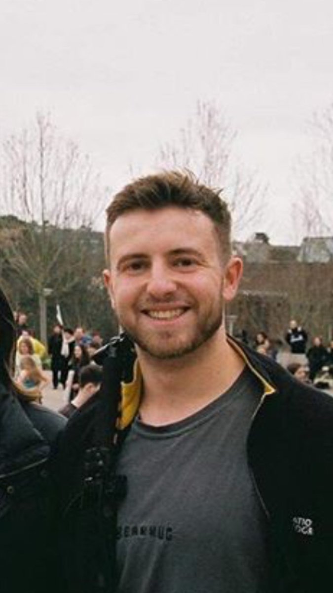 NovaHreodUL's tweet photo. All the best to Mr Mason, who is running his first marathon today, raising funds for the @NSPCC @novahreodPE #DISCValues. https://t.co/QSoja09Cjj