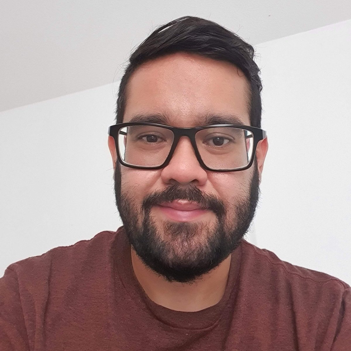 gonzluis29's tweet photo. #NuevaFotoDePerfil https://t.co/qv1hGzLZHz