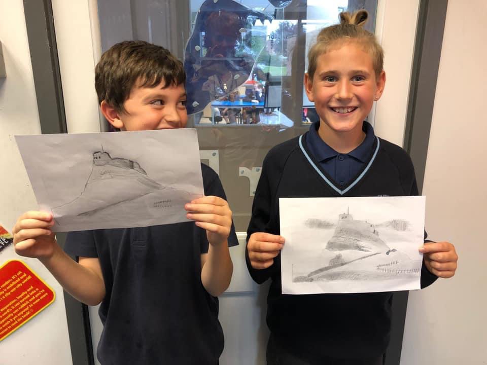 MillbrookPrima1's tweet photo. We’re really focusing on our slow and thoughtful learning journeys in foundation subjects, and Kingfishers and Herons worked very hard to produce some fine final sketch pieces in #Art . Well done, guys! 🥰 #MillbrookMagic #Grove https://t.co/XZXG5HYEJC