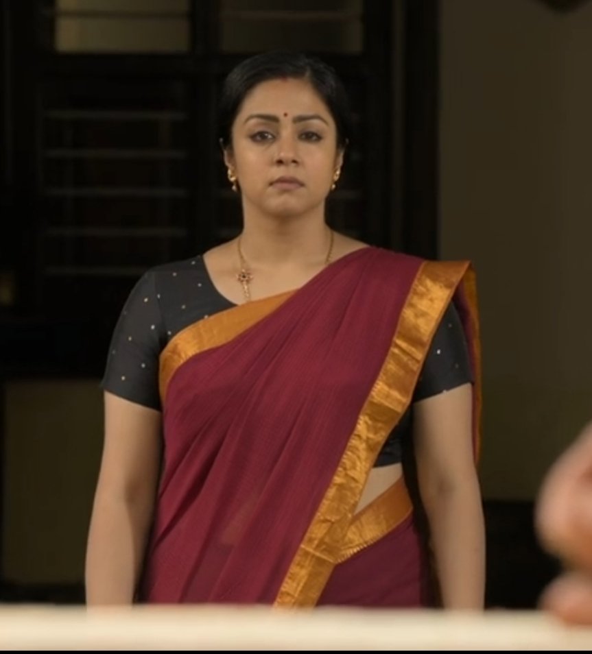 nishanirala129's tweet photo. @2D_ENTPVTLTD @PrimeVideoIN @Suriya_offl @erasaravanan @SasikumarDir @immancomposer @rajsekarpandian Amazing celebrate #Jo50 🎉🌹
My #Jyotika Ma'am ❤🌹 #Udanpirappe #Mathangi Character So Proud 💯🔥🙌🙌🙌🙌
#Jyotika @Suriya_offl @erasaravanan @rajsekarpandian @SasikumarDir @2D_ENTPVTLTD @PrimeVideoIN https://t.co/PSSDaTJRvf