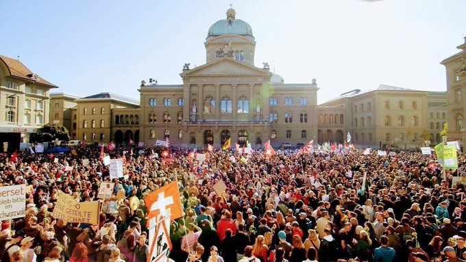 Switzerland: Massive Protest Against Vax Passports, COVID Tyranny in Capital City FCcte8EWYAU1Ags?format=jpg&name=small
