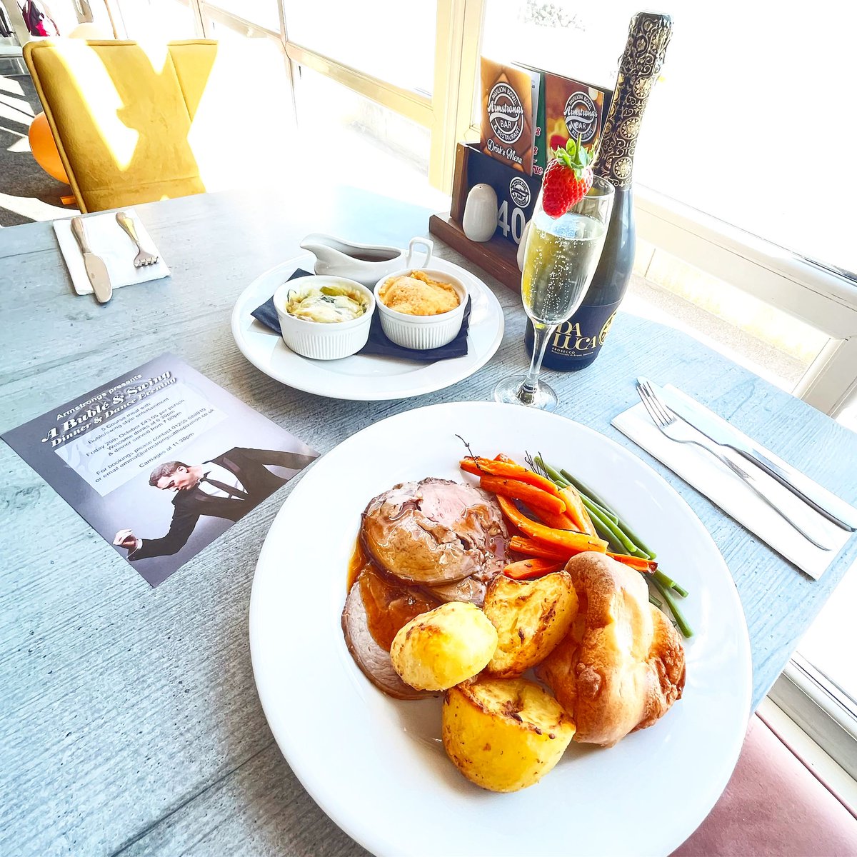 PavilionClacton's tweet photo. Sundays are for great roast dinners, washed down with a cold glass of bubbly, don't you think?

No one does a roast quite like the chefs at Armstrong's – see for yourself by booking a table on 01255 688819.

#roastdinner #sundayroast #clacton #clactononsea #prosecco #essex https://t.co/Pdu9AG6JBr