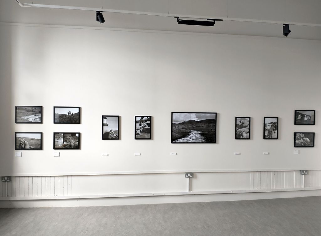 StreetLevel_'s tweet photo. Last chance to see Island by Paul Glazier at @RockfieldCentre (Oban) - exhibition closes 31st Oct! For those who can't make it, the 3D tour is available on our website plus an insightful talk from the artist on our YouTube channel.
#YCW2021 #everythingflows21 https://t.co/f5KSK6k8G7