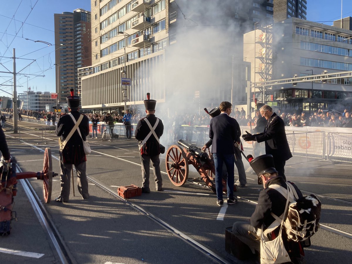 De start van #demooiste #Marathon <a href="/rotterdam/">Gemeente Rotterdam</a> gestart!