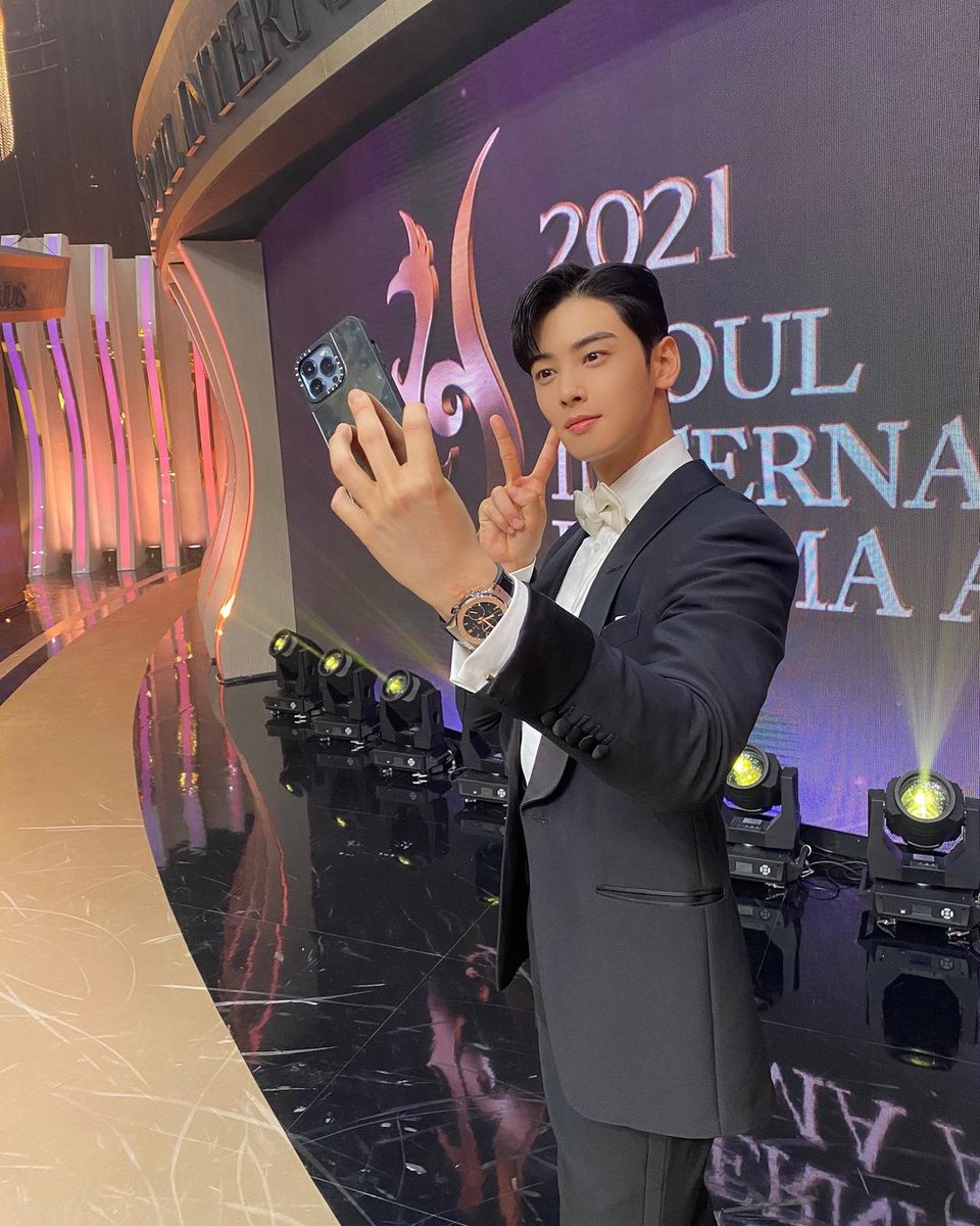 flerifyofficial's tweet photo. Cha Eun-woo in 2021 Seoul international drama awards.

#EUNWOO #chaeunwoo #kdrama #kpop #latest #SeoulDramaAwards #SeoulInternationalDramaAwards2021 #Seoul_International_Drama_Awards #Seoul #ASTRO https://t.co/pflVNTiKOL