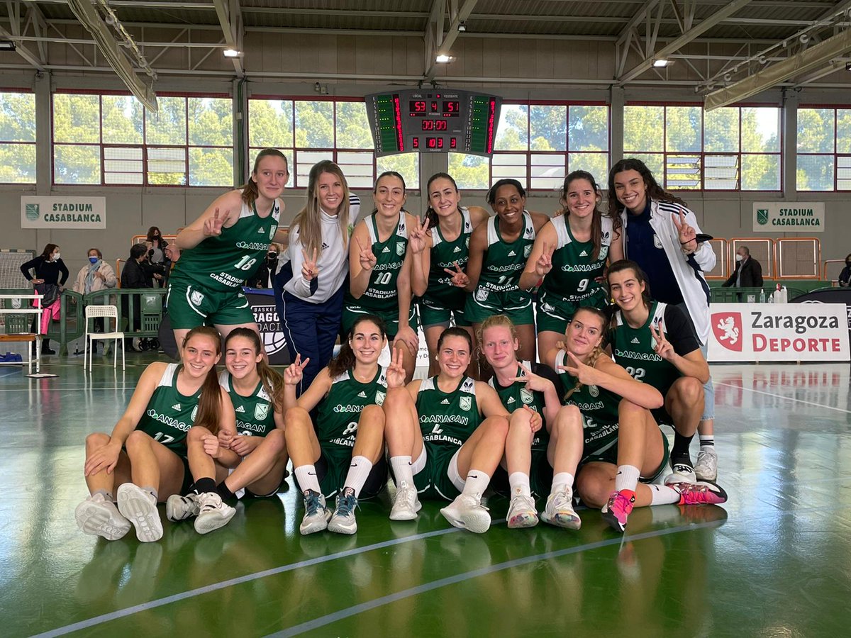 stcbaloncesto's tweet photo. Sufriendo pero llegó la segunda... #LF2 @stcasablancazgz @ANAGANSEGUROS 53 - 51 @asnimobasquet Buen viaje de vuelta a las Baleares y suerte para el resto de temporada! fotos by @raulmoralesberb 📷 🏀💪 https://t.co/wZT0ADV9iN