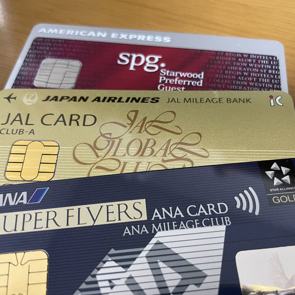 baum_travel's tweet photo. SFCカードが到着！💳
これで年会費万越えのクレカが3枚に。正直なところ収入に対して見合ってない気はしますが、一つの趣味代と考えれば別に、、、ですよね?🤥 https://t.co/hSNJHNBOm3