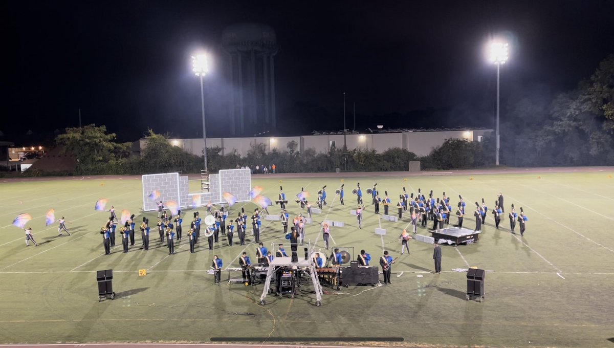 MalverneBand's tweet image. Some pictures from yesterday. Only one more performance of “Another Brick in the Wall” is left! Championships are one week from today. We can’t wait to perform in the carrier dome! #NYSFBC2021 #anotherbrickinthewall