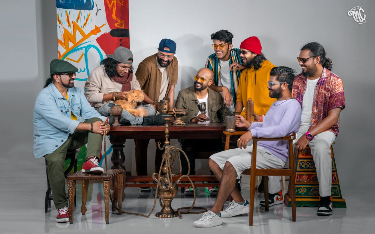 baraju_SuperHit's tweet photo. The πππππππππ & ππππππππ music band #MasalaCoffeeIsBack π» with SQUAD 'EIGHT' ποΈπ₯
Band praised for #DulquerSalmaan"s KKK and Solo,played a countless gigs in over a Dozen countries
SIGNED 2 telugu films & Coming with Album #Ektara
@masala_coffee @urstanay https://t.co/X4XNI4mhwb