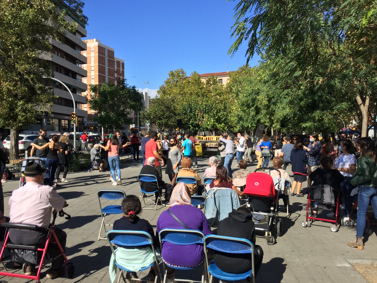 RadioSabadell's tweet photo. La Taula de Salut Comunitària del Sud celebra el final del "Fes Salut, mou-te" a La Creu de Barberà

📝https://t.co/yE7rEViLuT https://t.co/Mx39b1qPya