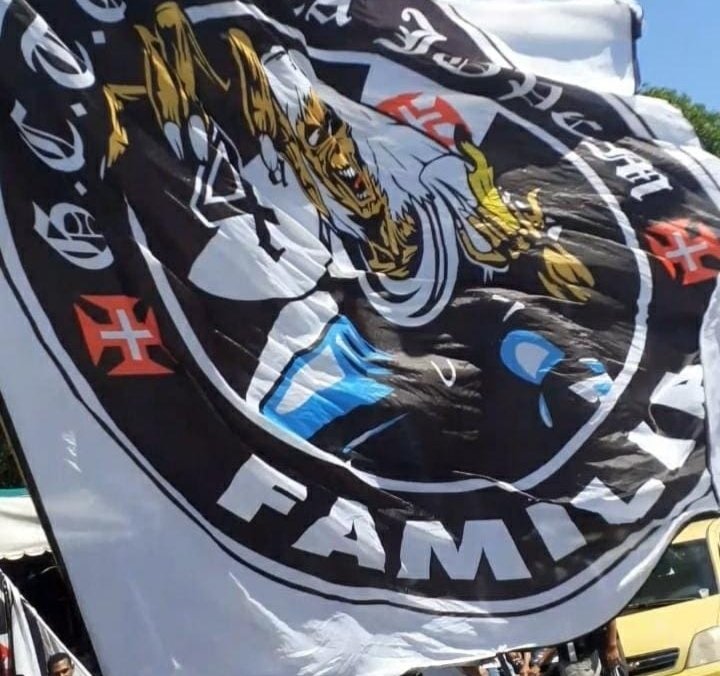 40Fjv's tweet photo. Tropa do amassa terror dos alemão https://t.co/7e1sEgnQJ3
