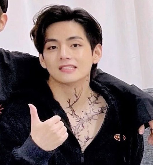 taeteland's tweet photo. @bts_bighit baby, we love you. get well soon ok? you did amazing today and we are so proud of you! you health is what truly matters 🥺 https://t.co/meLTiuccld