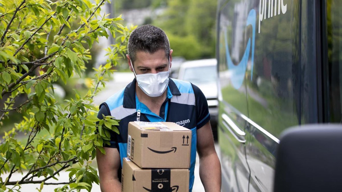 kettbackpack's tweet photo. 𝕊ℍ𝕆ℙℙ𝕀ℕ𝔾?  Don’t forget to support KBI!

When you shop at https://t.co/I9PzEgSlX5 you support the KBI. 
.
.
#ourcommunity #ourkids #AmazonSmile #StartWithaSmile https://t.co/LNCwEvAxn1