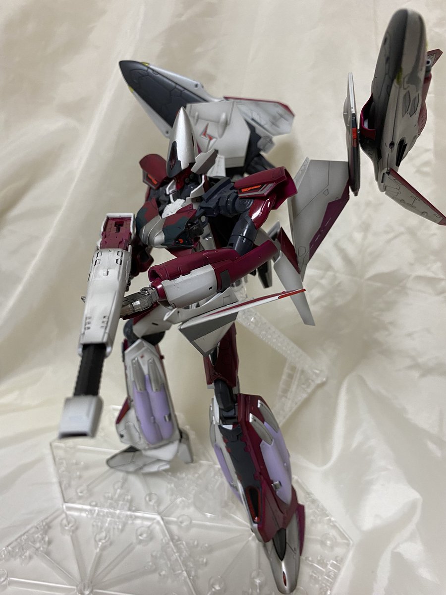 vsbt3's tweet photo. I LOVE M卓でのもう一つの目玉
まあちゃん(@saikasoumodeler)のジクフリとのコラボレーション。
激情のワルキューレ クライマックスシーンやります!
#モデラーズフェスティバル2021
#モデフェス
#ILOVEM
#マクロスモデラーズ https://t.co/4jDLoGQLj7