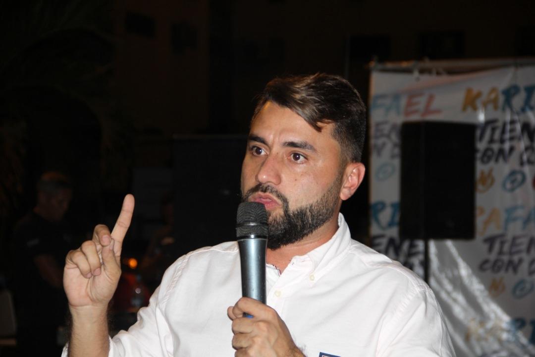 RafaelMaracay21's tweet photo. Tuvimos un extraordinario encuentro con las estructuras de la Parr. Madre María de San José, el ejercicio de verificación que acabamos de hacer es vital para lograr la Victoria del próximo  #21Nov Seguir trabajando sin descanso la clave es la organización 
#VenezuelaTieneConQue https://t.co/PXpFwYZ8mz