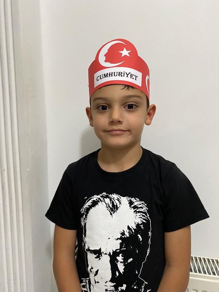UOBalgat's tweet photo. U-Family Time etkinliğinde evlerimizde bayram coşkusu başladı 😍🇹🇷
#UFamilyTime
#UğurluOlmak
@nilcicek
@ardaergez
@barisszgn
@gamzeelifturkay
@Gulinsinan https://t.co/B9xhkdjgkZ