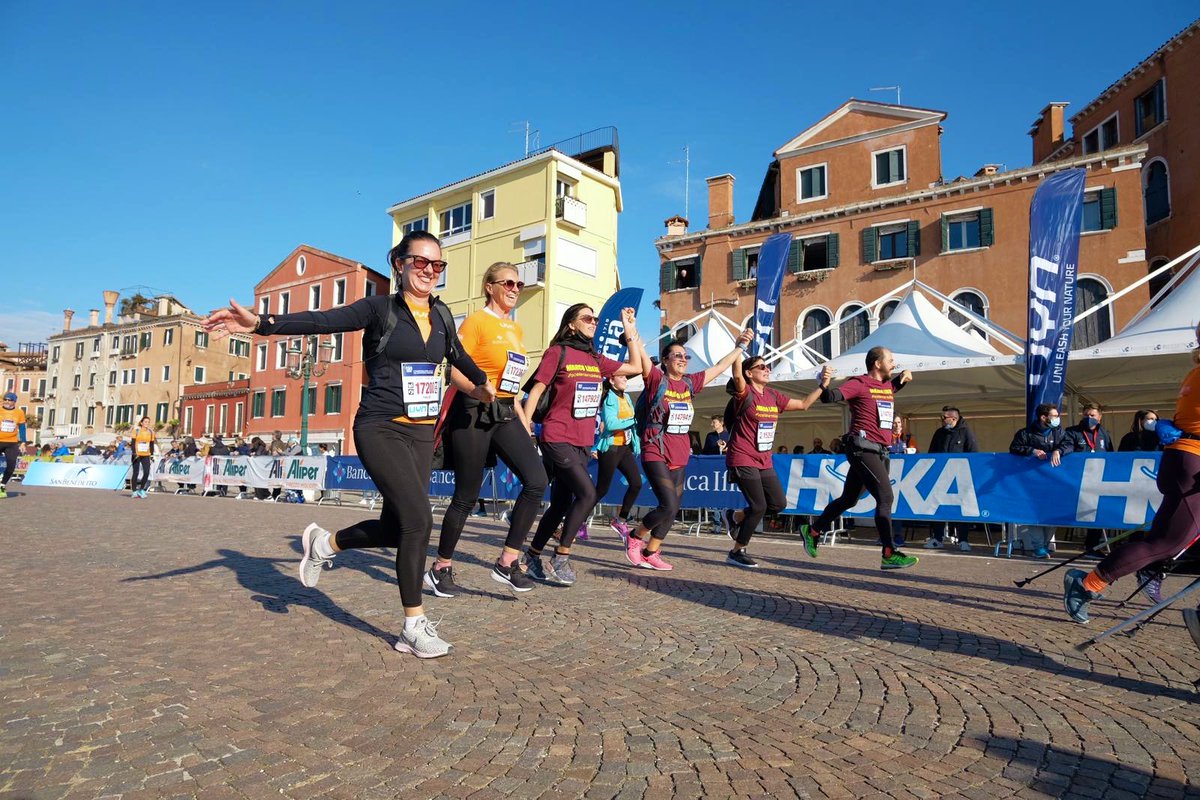 ConfindustriaVe's tweet photo. Oggi il grande ritorno dello #sport, con la 35^ Confindustria Venezia @Venicemarathon. Oltre 10mila atleti - dei quali 4mila alla 42 Km - hanno partecipato alla manifestazione
#runningvenice #venicemarathon
@comunevenezia @CMVenezia @veneziaunica @Venezia1600 https://t.co/gHhS06hUDV