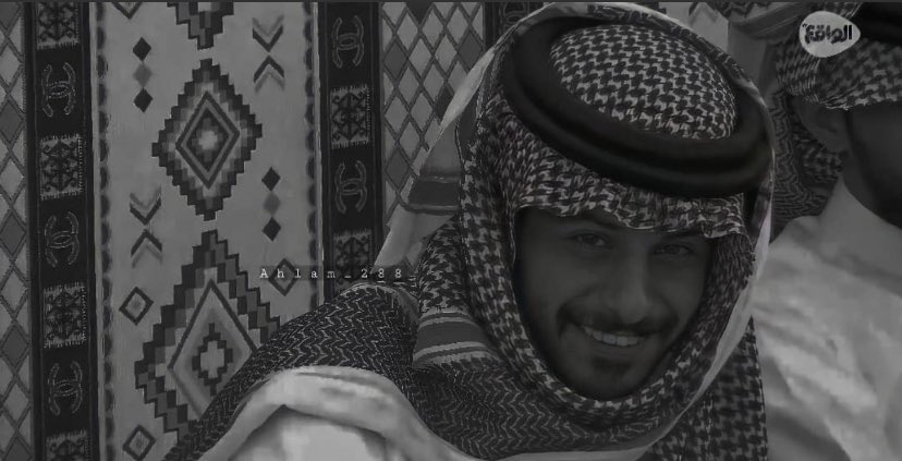 23bkh1's tweet photo. بكل حُب نودع النجم والشاعر الجزل عمر بن هذال الله يوفقك وهذي بداية انطلاقتك,والله يفتح لك طريق الخير🤍@omar_hathal @d3m__omar #كاريزما78 #بخيت_بن_مهنا https://t.co/hRSUb3TZsL