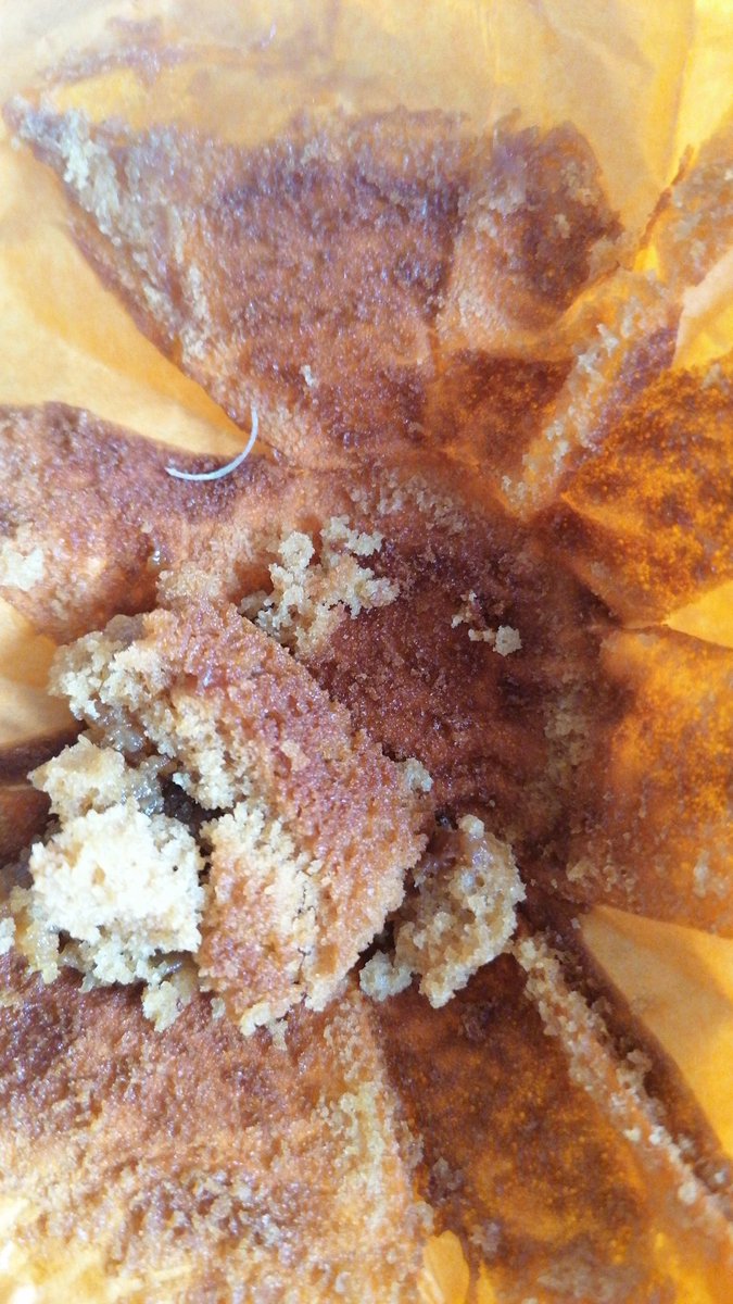 bbywebb's tweet photo. @GreggsOfficial i just found a fingernail in my sticky toffee muffin 😭😭😭 https://t.co/Zpc2DVNZWW