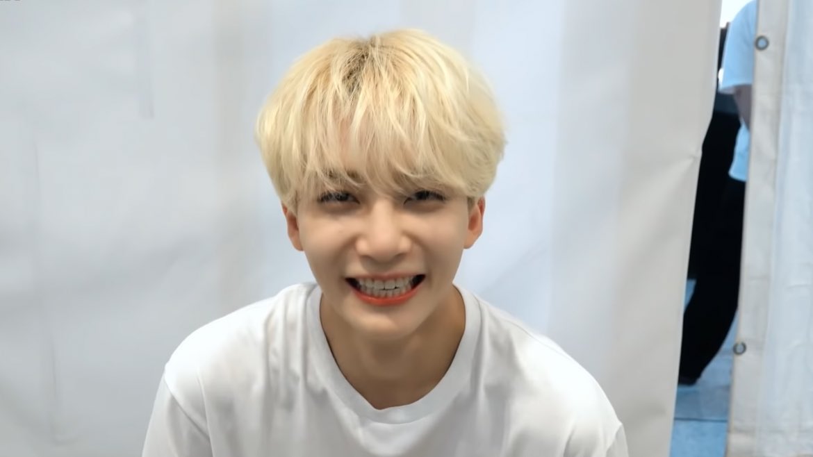 min9yu_tttop's tweet photo. the cutest jeonghan photoset you’ll see today 🥺🤍 @pledis_17 https://t.co/M8IjOUkSqC