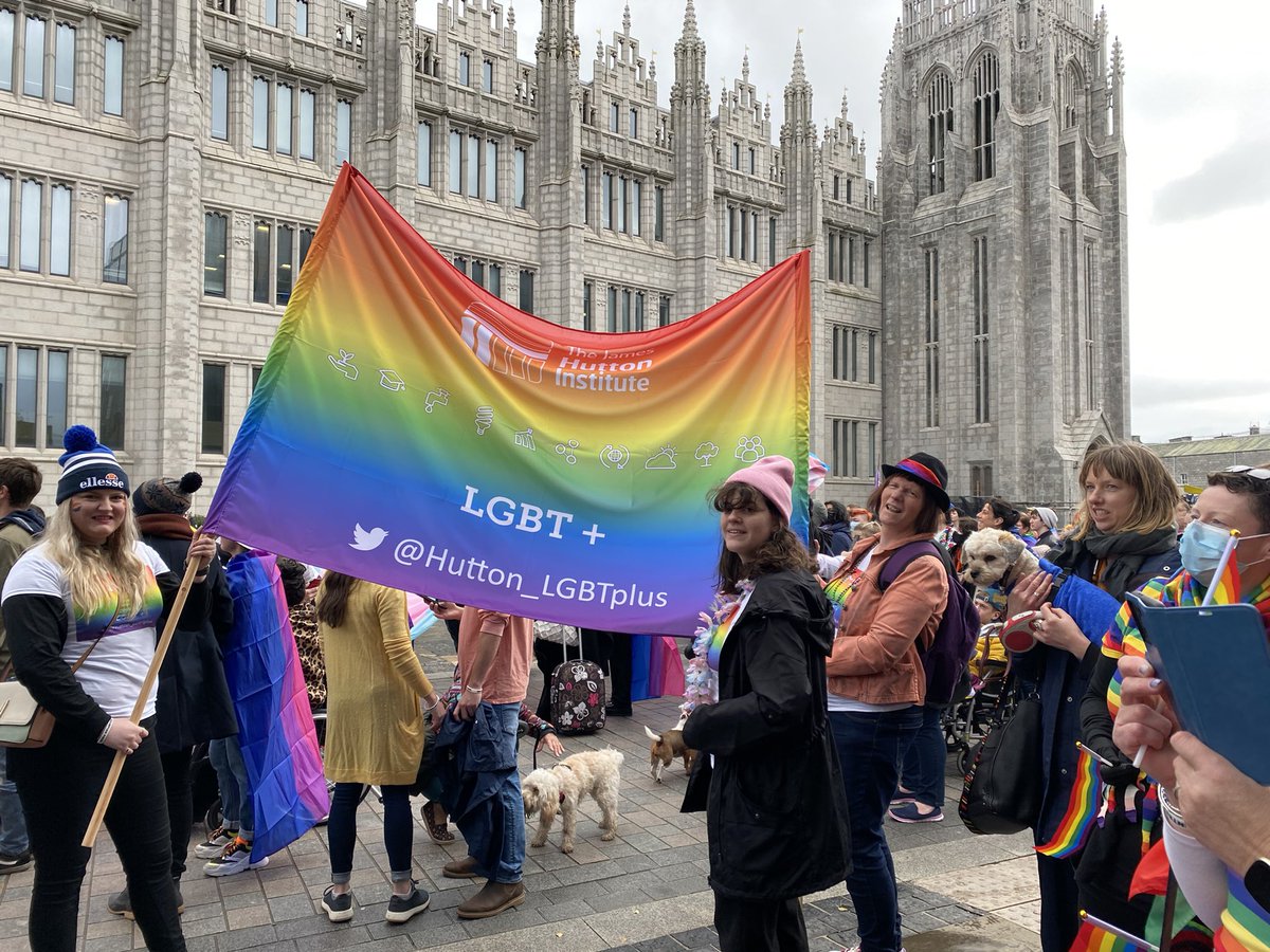aDebRoberts's tweet image. Sun, wind and smiles in #Aberdeen at #Grampian #Pride this morning. Supporting diversity &amp;amp; inclusion. #JustBeYourself
@JamesHuttonInst @Hutton_LGBTplus