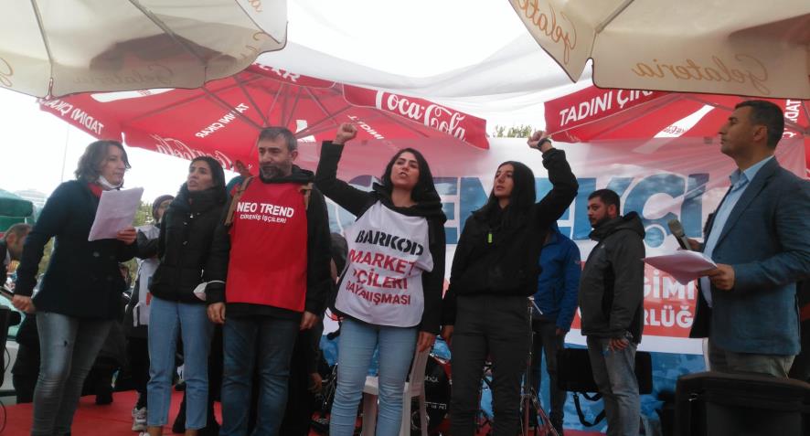 tomissendikasi's tweet photo. #İşçiEmekçiMitingi'nde Direnişçi İşçiler Kürsüde!
#Sinbo
#SMLEtiket
#CarrefourSA
#NeoTrend
#KatıAtıkişçileri
#Alba
#Kayıİnşaat
#KHK'lılar
#BakırköyBelediye
#BayrampaşaBelediye
Direnen İşçiler Kazanacak! https://t.co/Uck2UJ0AOF