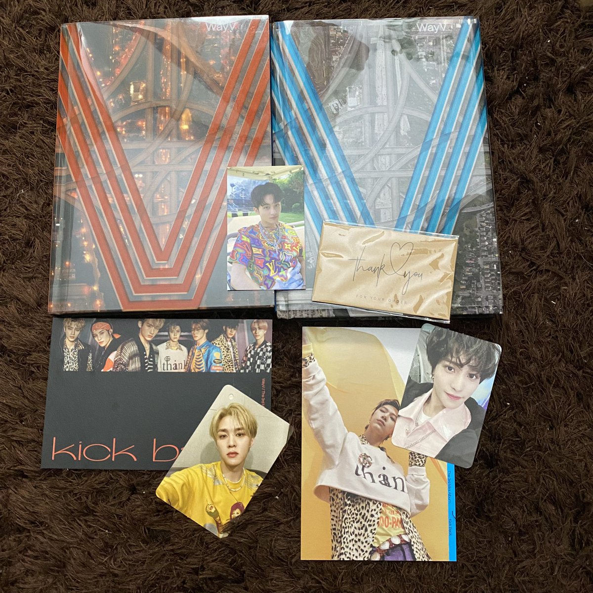 ad_dictedddd's tweet photo. My first WayV album!! Im so happy with my pulls. Thanks @cococheezy for helping me to get this 💕💕💕💕 also thanks for the freebies https://t.co/2lN9oZpr3T