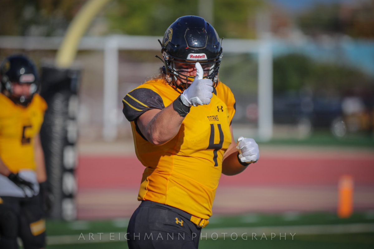 Art037's tweet photo. Former Omro Foxes 🦊 standout Justin Kasuboski at the next level! Let’s go! Great work Justin!!! @FansFoxes @OmroFoxesFB @uwoshkosh @UWOshkoshTitans @UWOFootball https://t.co/VOgWbXVgrX