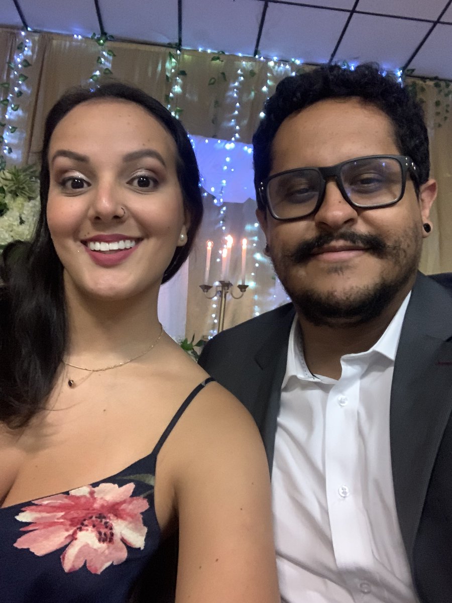 quesedicemican's tweet photo. Atesoren, valoren sus amigos y cada momento de felicidad genuina que nos da la vida #5Fc https://t.co/UB9IdvXDqP