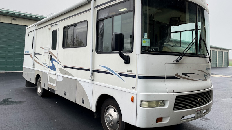 RVJedeye's tweet photo. I’m winterizing my RV and doing something a little differently this year. Will it work? https://t.co/tlEbdMKv15
#RVliving #RVLife #motorhome #rvwinterization @WinnebagoRVs @rvtravelvideos @rvtravel @DiscoverWI @CamcoRV @RVmagazine @Motorhomedotcom @rvdailyreport #winterrving #RV https://t.co/rcNDiCvIy4